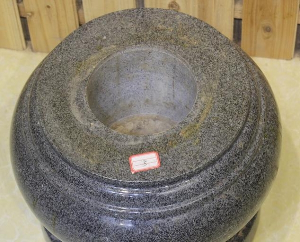 家庭办公居家摆件黄金樟包公摆件